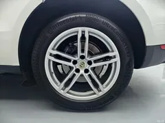 2021 Porsche Macan Macan 2.0T, белый — фото 12