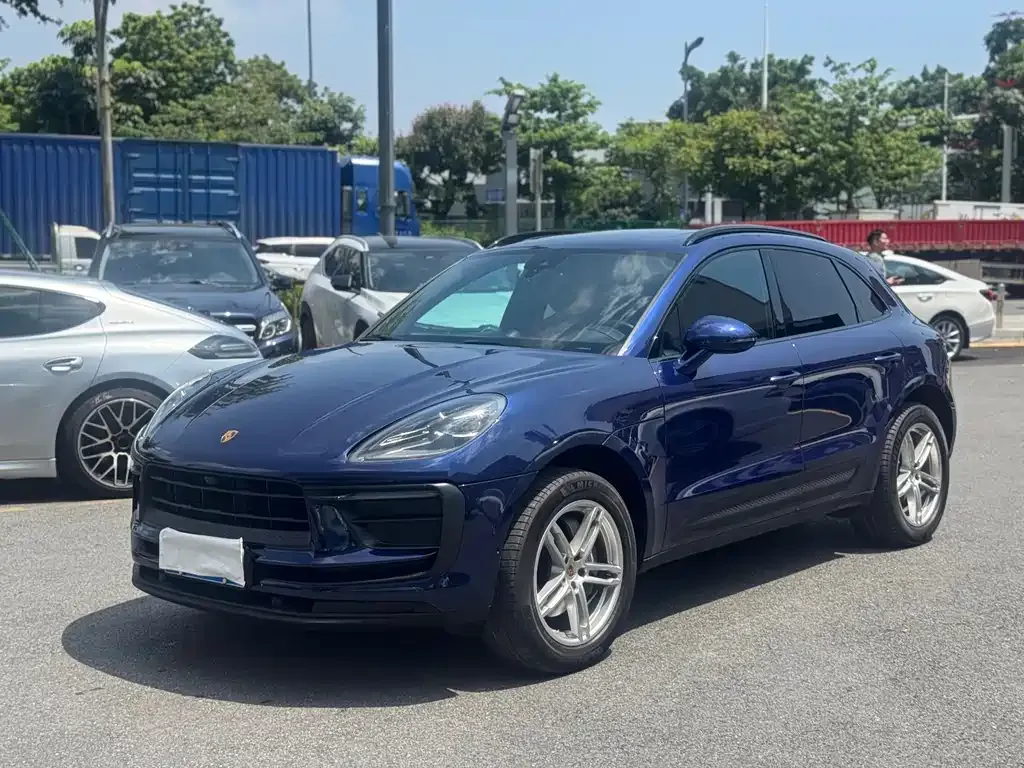 2022 Porsche Macan 2.0T