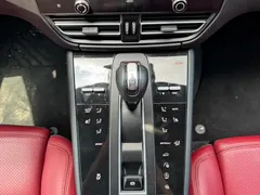 2022 Porsche Macan 2.0T, синий — фото 10