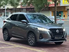 2022 Nissan Kicks 1.5L CVT XV Luxury — фото 3