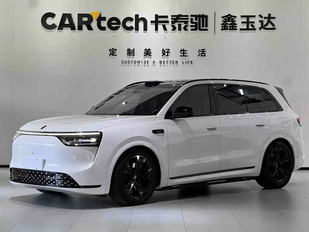 2025 Aito M8 EREV Ultra 53.4kWh 5-seat 192-line LiDAR