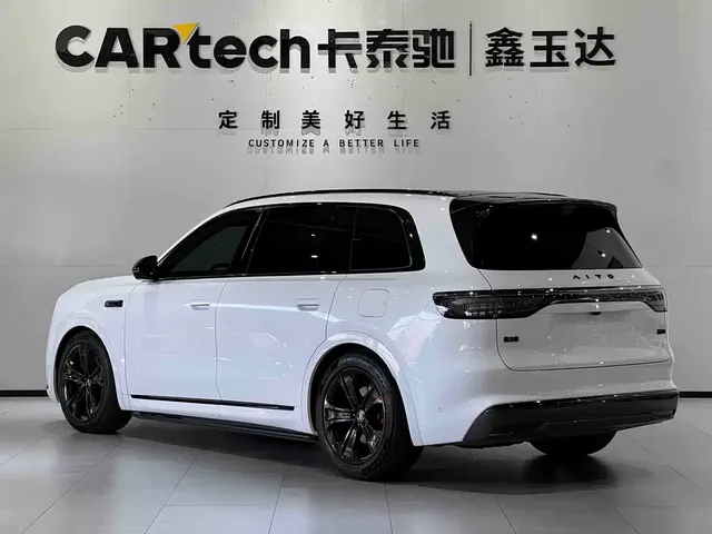 2025 Aito M8 EREV Ultra 53.4kWh 5-seat 192-line LiDAR