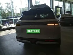 2025 BYD 07 DM-i 150 — фото 4