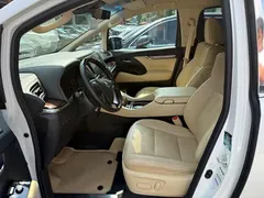 2021 Toyota Alphard Hybrid 2.5L Luxury, белый — фото 6
