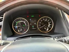 2021 Toyota Alphard Hybrid 2.5L Luxury, белый — фото 8