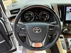 2021 Toyota Alphard Hybrid 2.5L Luxury, белый — фото 9