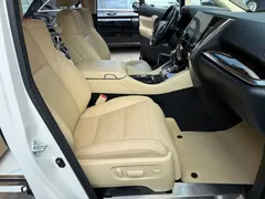 2021 Toyota Alphard Hybrid 2.5L Luxury, белый — фото 16