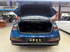 2023 Hyundai Elantra 1.5L CVT TOP Flagship, синий — фото 34