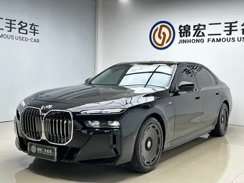 2023 BMW i7 eDrive50L Leading M Sport Package