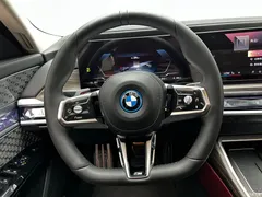 2023 BMW i7 eDrive50L Leading M Sport Package, чёрный — фото 14