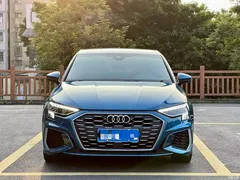 2021 Audi A3 Sportback 35 TFSI aggressive sports version — фото 2