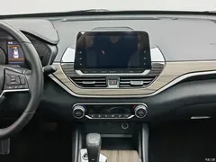 2021 Nissan Teana 2.0L XL Comfort — фото 12