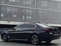 2021 BMW 5 Series 530Li Leading M Sport Package — фото 9