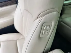2023 Toyota Alphard Hybrid 2.5L Premium·Gold — фото 24