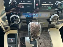 2023 Toyota Alphard Hybrid 2.5L Premium·Gold — фото 27