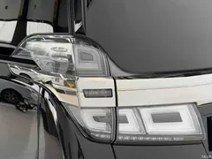 2020 Toyota Vellfire Hybrid 2.5L HV Premium — фото 6