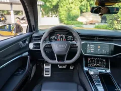 2022 Audi RS 6 RS 6 4.0T Avant — фото 17