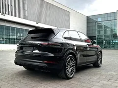 2023 Porsche Cayenne 3.0T, чёрный — фото 13