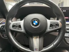 2022 BMW 5 Series 530Li xDrive M Sport Package — фото 12