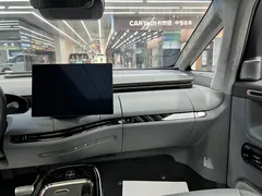 2025 Zeekr Mix Smart Driving, белый — фото 8
