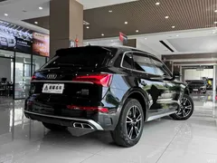 2022 Audi Q5L 40T fashionable and dynamic type — фото 2