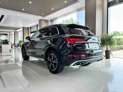 2022 Audi Q5L 40T fashionable and dynamic type — фото 6