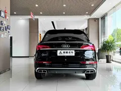 2022 Audi Q5L 40T fashionable and dynamic type — фото 10
