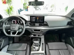 2022 Audi Q5L 40T fashionable and dynamic type — фото 15