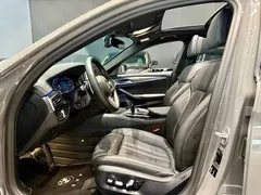 2021 BMW 5 Series 5 530i Fashion M — фото 4