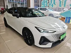 2022 Changan UNI-V 1.5T Excellence, белый — фото 4
