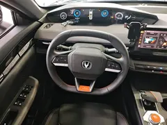2022 Changan UNI-V 1.5T Excellence, белый — фото 11
