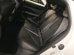 2022 Changan UNI-V 1.5T Excellence, белый — фото 17