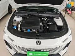 2022 Changan UNI-V 1.5T Excellence, белый — фото 20