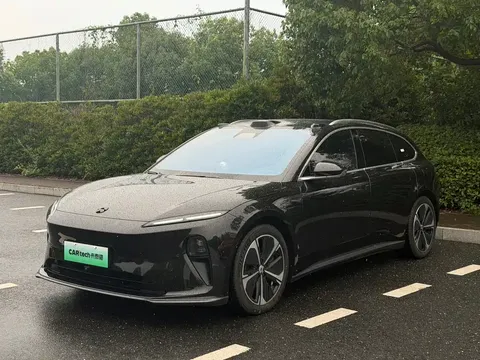 2024 Nio ET5T 75kWh Touring