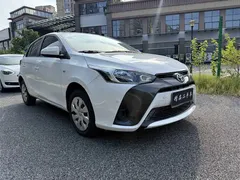 2021 Toyota Yaris L Zhixuan 1.5L CVT Advanced, белый — фото 3
