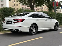 2022 Honda Accord 260TURBO Magic Night·Premium — фото 20