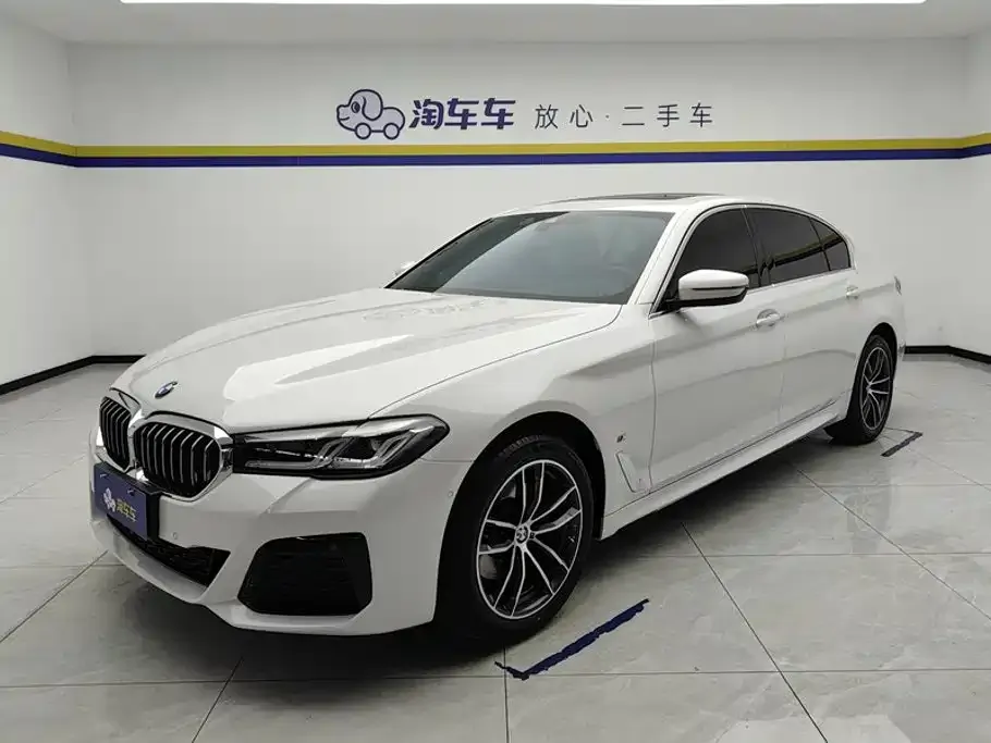 2022 BMW 5 Series 525Li M Sport Package