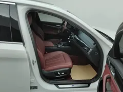 2022 BMW 5 Series 525Li M Sport Package, белый — фото 8