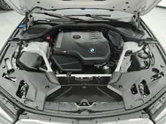 2022 BMW 5 Series 525Li M Sport Package, белый — фото 10
