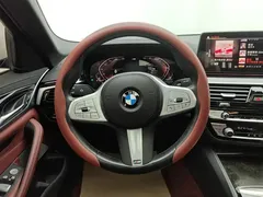 2022 BMW 5 Series 525Li M Sport Package, белый — фото 15