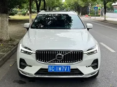 2022 Volvo XC60 4WD Zhiyi Luxury, белый — фото 2