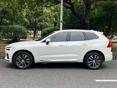 2022 Volvo XC60 4WD Zhiyi Luxury, белый — фото 3