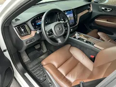 2022 Volvo XC60 4WD Zhiyi Luxury, белый — фото 4