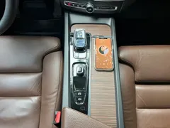 2022 Volvo XC60 4WD Zhiyi Luxury, белый — фото 9