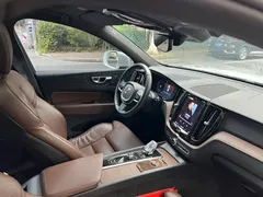 2022 Volvo XC60 4WD Zhiyi Luxury, белый — фото 13