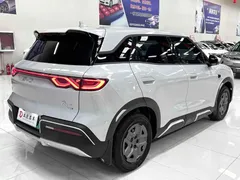 2025 BYD Yuan UP Smart Driving 401km Vitality, белый — фото 4