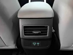 2025 BYD Yuan UP Smart Driving 401km Vitality, белый — фото 11