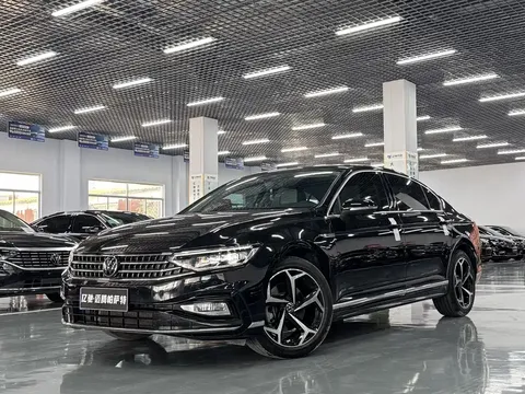 2023 Volkswagen Magotan 200 330TSI DSG