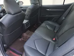2021 Toyota Camry 2.5G Luxury — фото 9