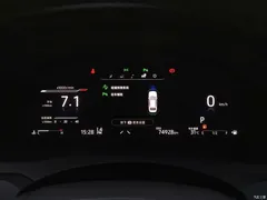 2021 Toyota Camry 2.5G Luxury — фото 14